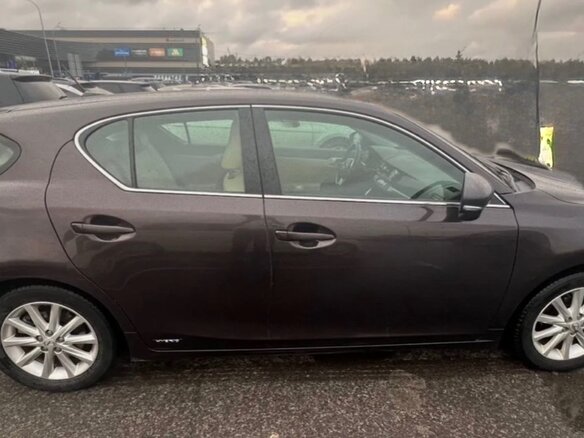 2013 Lexus CT 200h I, коричневый, 1350000 рублей - вид 1