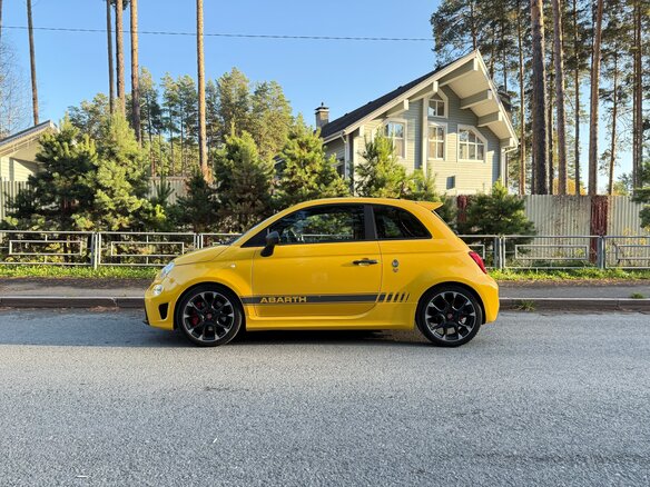 2019 Abarth 595 I Рестайлинг, жёлтый, 2199000 рублей - вид 9