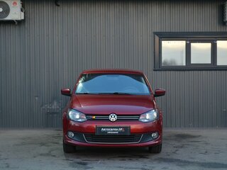 2010 Volkswagen Polo V, красный, 670000 рублей, вид 2