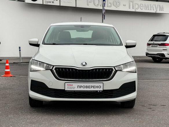 2022 Skoda Rapid II, белый, 1633500 рублей - вид 1