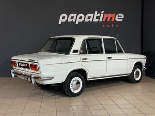 1980 Lada (ВАЗ) 2103, белый, 689000 рублей, вид 3