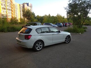 2013 BMW 1 серии 116i II (F20/F21), белый, 950000 рублей, вид 5