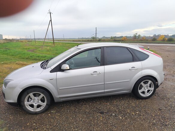 2006 Ford Focus II, серебристый, 420000 рублей - вид 2