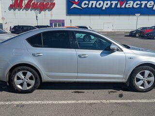 2018 Skoda Octavia III (A7) Рестайлинг, серебристый, 1500000 рублей, вид 1