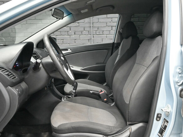2012 Hyundai Solaris I, синий, 720000 рублей - вид 17