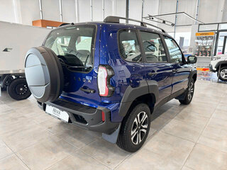 2026 Lada (ВАЗ) Niva Travel I Рестайлинг, синий, 1712000 рублей, вид 3