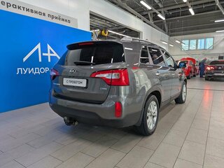 2017 Kia Sorento II Рестайлинг, серый, 2290000 рублей, вид 5