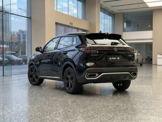 2026 Changan UNI-S I Рестайлинг, чёрный, 2979900 рублей, вид 4