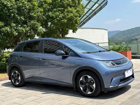 2023 BYD Dolphin 44.9 kWh I, голубой, 1042000 рублей, вид 3