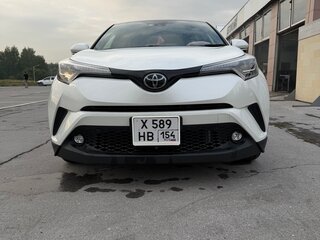 2018 Toyota C-HR I, белый, 2230000 рублей, вид 5