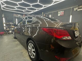 2014 Hyundai Solaris I Рестайлинг, коричневый, 950000 рублей, вид 4