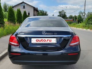 2017 Mercedes-Benz E-Класс 200 V (W213, S213, C238), чёрный, 1850000 рублей, вид 4