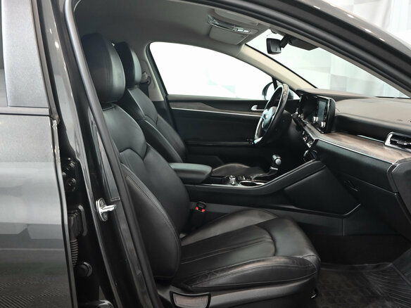 2021 Kia K5 III, серый, 2860000 рублей - вид 11