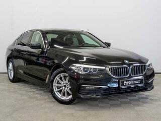 2018 BMW 5 серии 520i VII (G30/G31/G38), чёрный, 2695000 рублей, вид 3