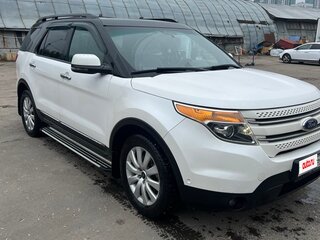 2013 Ford Explorer V, белый, 1750000 рублей, вид 3