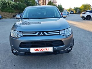 2013 Mitsubishi Outlander III, серый, 1650000 рублей, вид 2