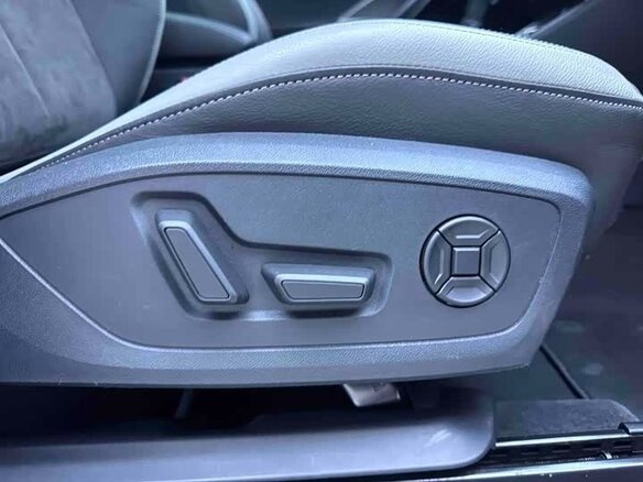 2022 Audi Q3 35 TFSI II (F3), синий, 2860000 рублей - вид 20