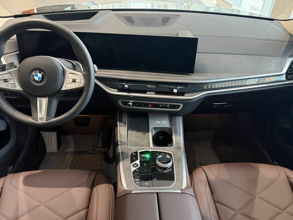 2026 BMW X5 Long 30Li IV (G05/G18) Рестайлинг, чёрный, 10000000 рублей - вид 11