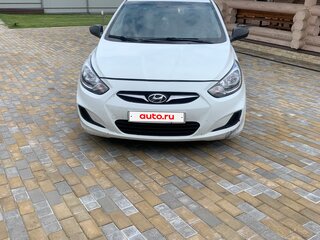 2013 Hyundai Solaris I, белый, 550000 рублей, вид 2