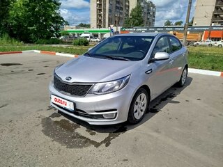 2017 Kia Rio III Рестайлинг, серебристый, 995000 рублей, вид 1