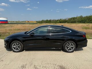 2020 Hyundai Sonata VIII (DN8), чёрный, 2550000 рублей, вид 2