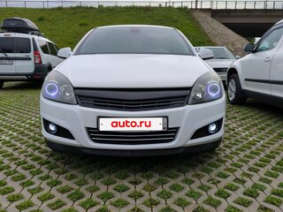 2011 Opel Astra H Рестайлинг, белый, 520000 рублей, вид 2