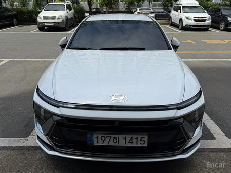 2023 Hyundai Sonata VIII (DN8) Рестайлинг, белый, 2150000 рублей, вид 1