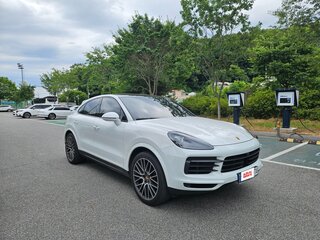 2023 Porsche Cayenne Coupé III Рестайлинг, белый, 10520000 рублей, вид 1