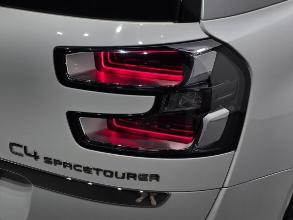 2021 Citroen C4 SpaceTourer Grand I, белый, 1470017 рублей - вид 32
