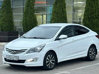 2016 Hyundai Solaris I Рестайлинг, белый, 850000 рублей, вид 3