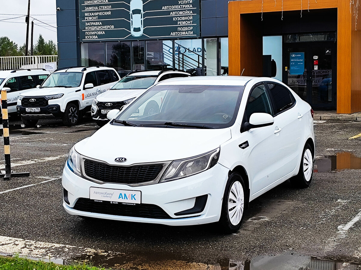 Открыть фотографии: Kia Rio III
