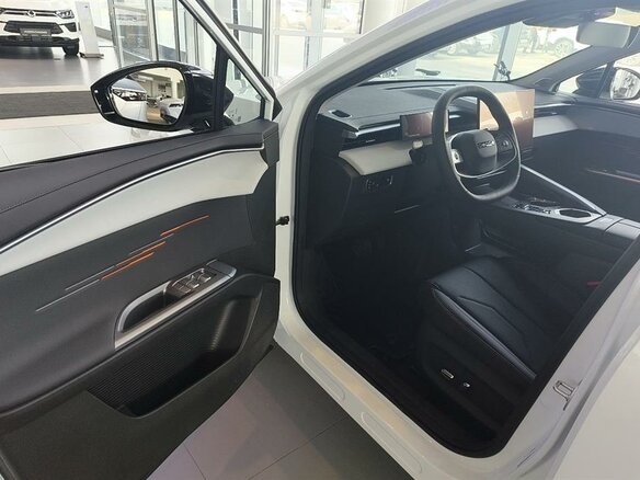 2026 Omoda C5 II, белый, 2901000 рублей - вид 12