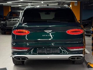 2023 Bentley Bentayga EWB I Рестайлинг, зелёный, 35000000 рублей, вид 5