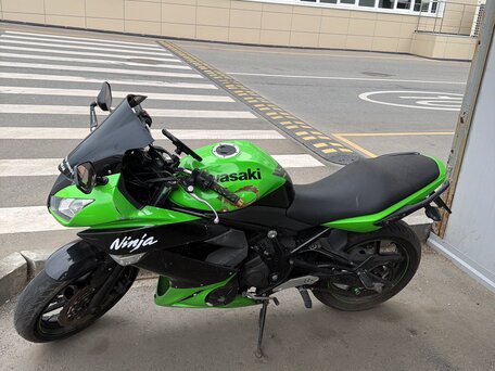 2011 Kawasaki ER-4F (Ninja 400R), зелёный, 350000 рублей, вид 4