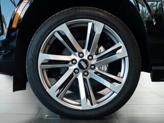 2026 Cadillac Escalade V Рестайлинг, чёрный, 23700000 рублей, вид 5