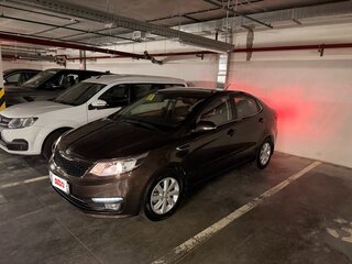 2016 Kia Rio III Рестайлинг, коричневый, 1699000 рублей, вид 3