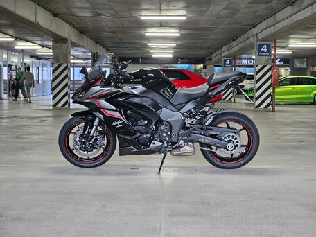 2025 Kawasaki Ninja 1000 SX, чёрный, 1700000 рублей, вид 1