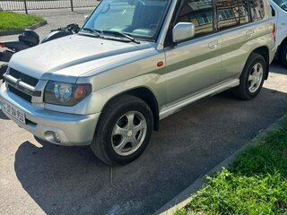 2000 Mitsubishi Pajero iO, серебристый, 350000 рублей, вид 2