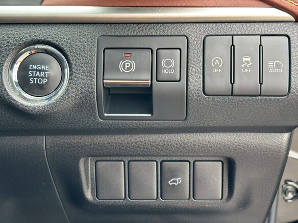 2019 Toyota Harrier III (XU60) Рестайлинг, чёрный, 1879000 рублей - вид 23