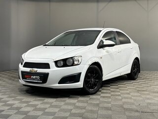 2012 Chevrolet Aveo II, белый, 550000 рублей, вид 1