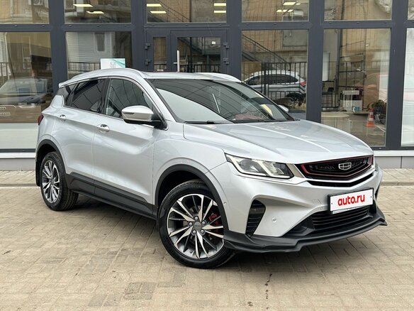 2021 Geely Coolray I, серебристый, 1690000 рублей - вид 2
