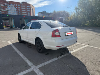 2012 Skoda Octavia II (A5) Рестайлинг, белый, 855000 рублей, вид 5