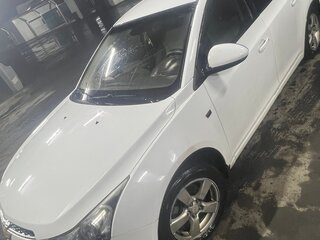 2010 Chevrolet Cruze I, белый, 480000 рублей, вид 1