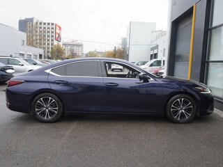 2019 Lexus ES 250 VII, синий, 3025000 рублей, вид 4