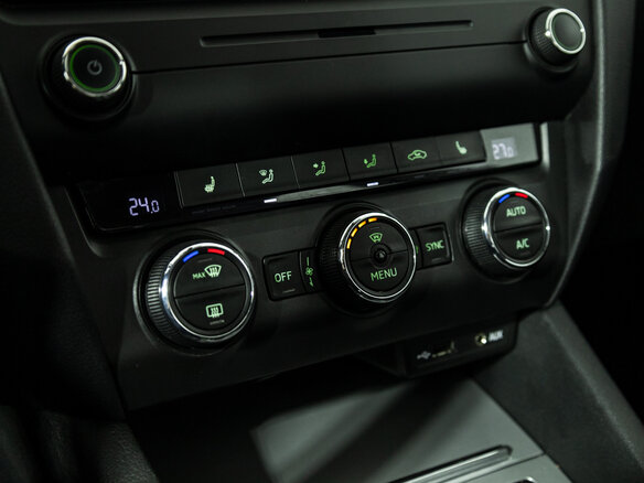 2016 Skoda Octavia III (A7), белый, 1149700 рублей - вид 15