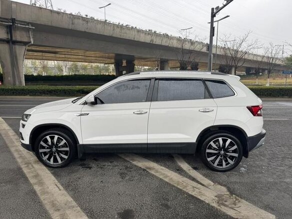 2022 Skoda Karoq DSG7 I, белый - вид 7