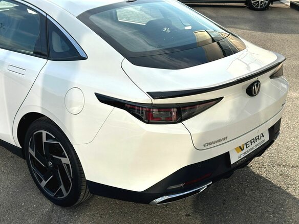 2024 Changan Lamore, белый, 2450000 рублей - вид 12