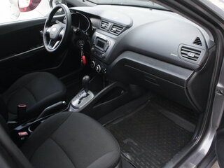 2012 Kia Rio 4-speed III, серый, 845000 рублей, вид 5