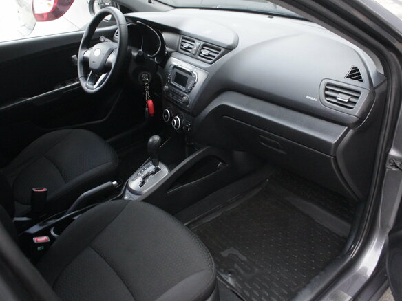 2012 Kia Rio 4-speed III, серый, 845000 рублей - вид 4