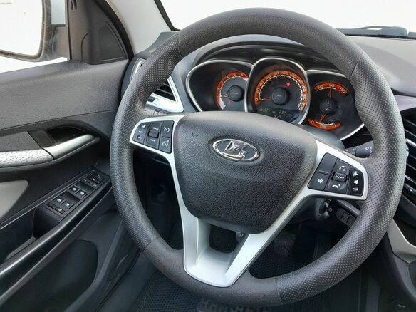 2019 Lada (ВАЗ) Vesta SW Cross I, белый, 1099000 рублей - вид 13